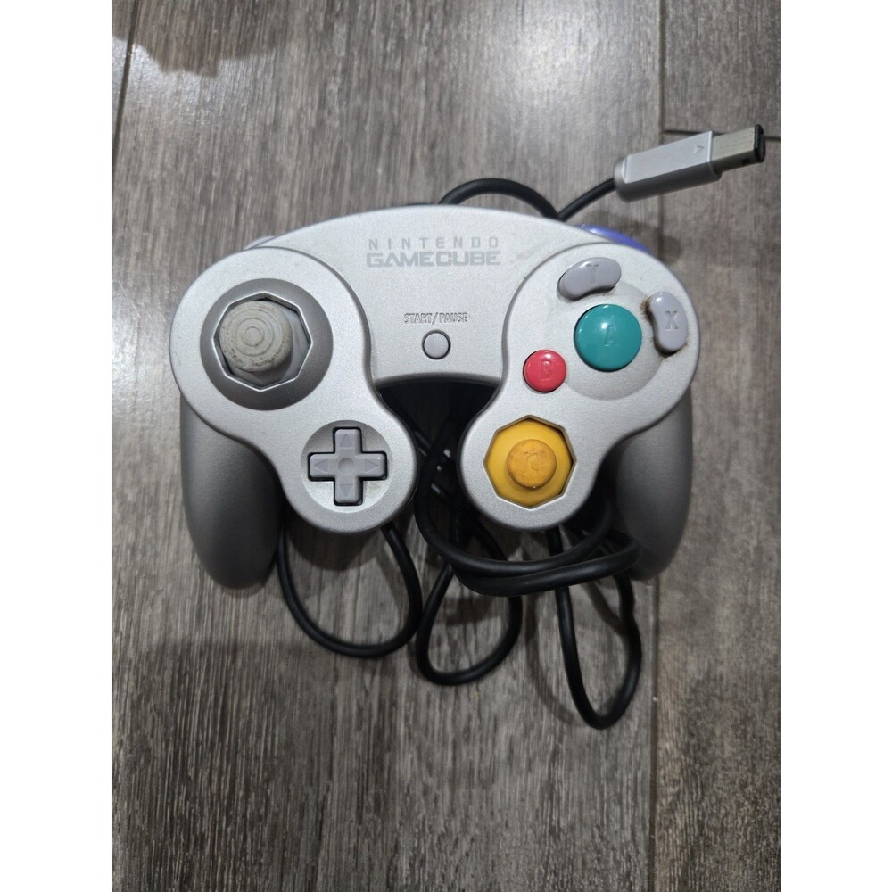 Official Nintendo OEM GameCube Controller DOL-003 – Platinum/Silver Tested